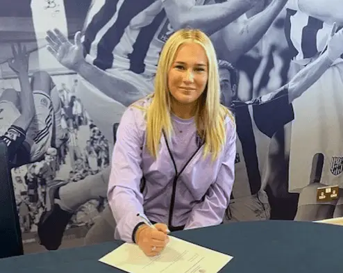 Miley Wheeler signs for West Bromwich Albion